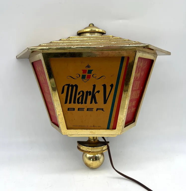 Vintage - Mark V Beer Wall Light Sign
