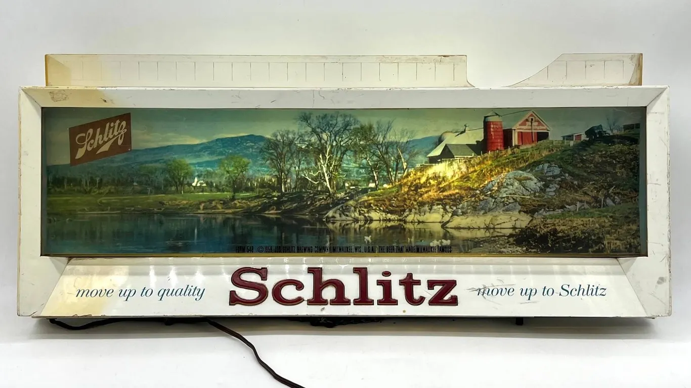 1966 - Schlitz Beer "Farm" Light/Sign