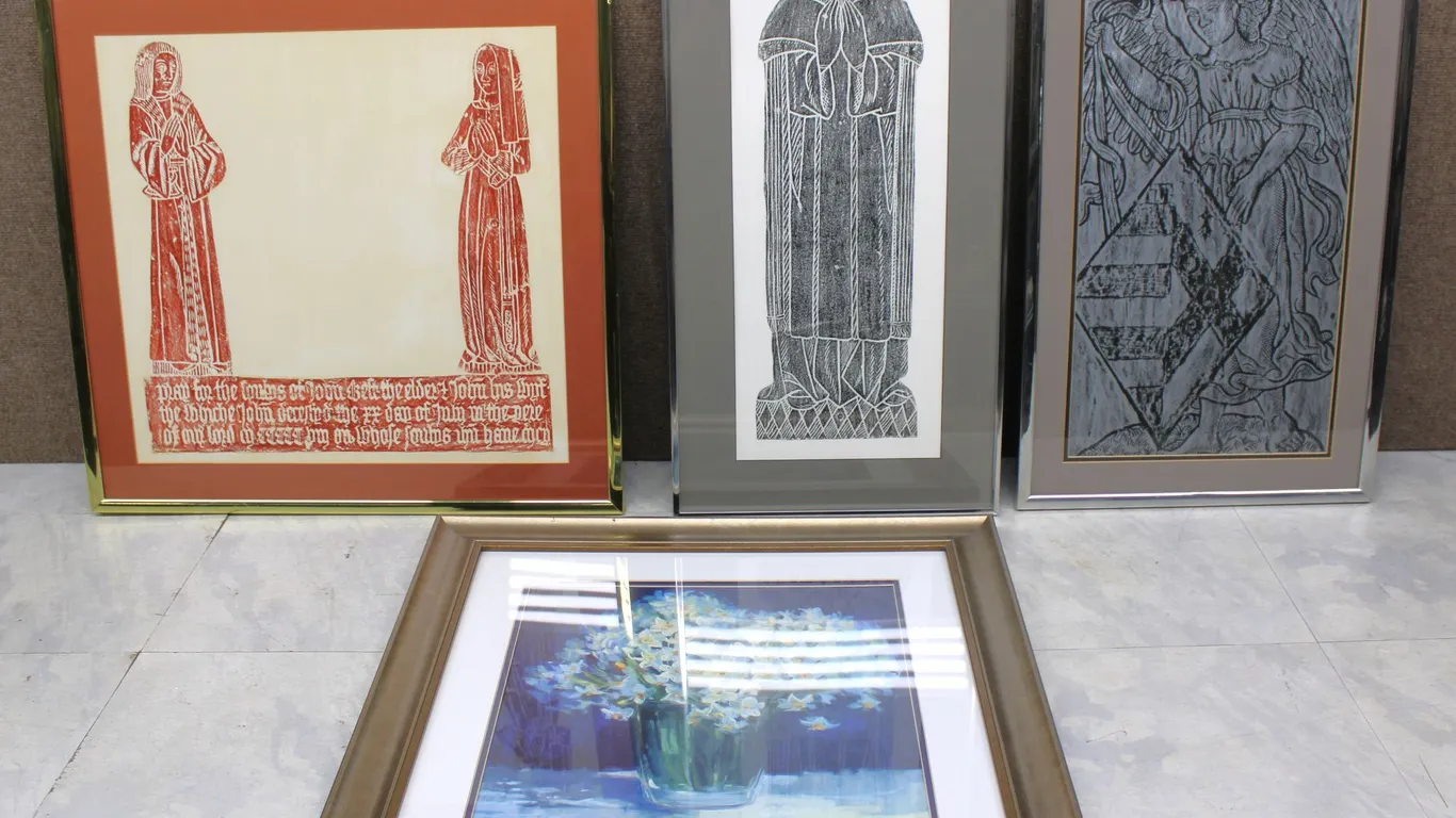 Framed Art Prints and Flower Still Life, Set of 4