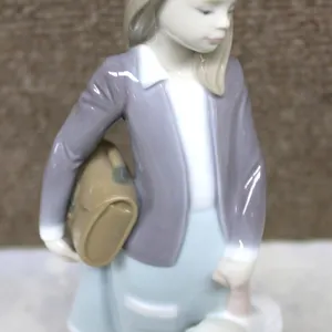 Lladro Porcelain Girl with Hat Figurine