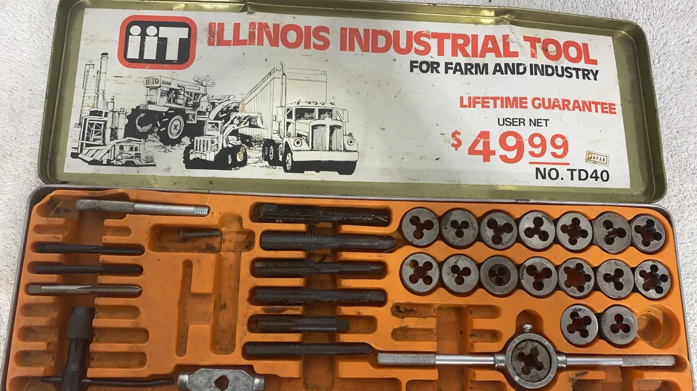 Illinois Industrial Tool Tap & Die Set No. TD40