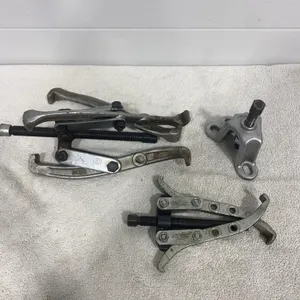 Assorted Gear & Bearing Pullers – Craftsman & Posi Lock