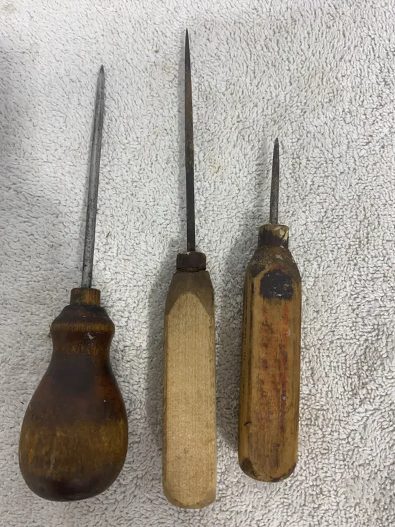 Vintage Wood-Handled Files & Awl – 3 Pieces
