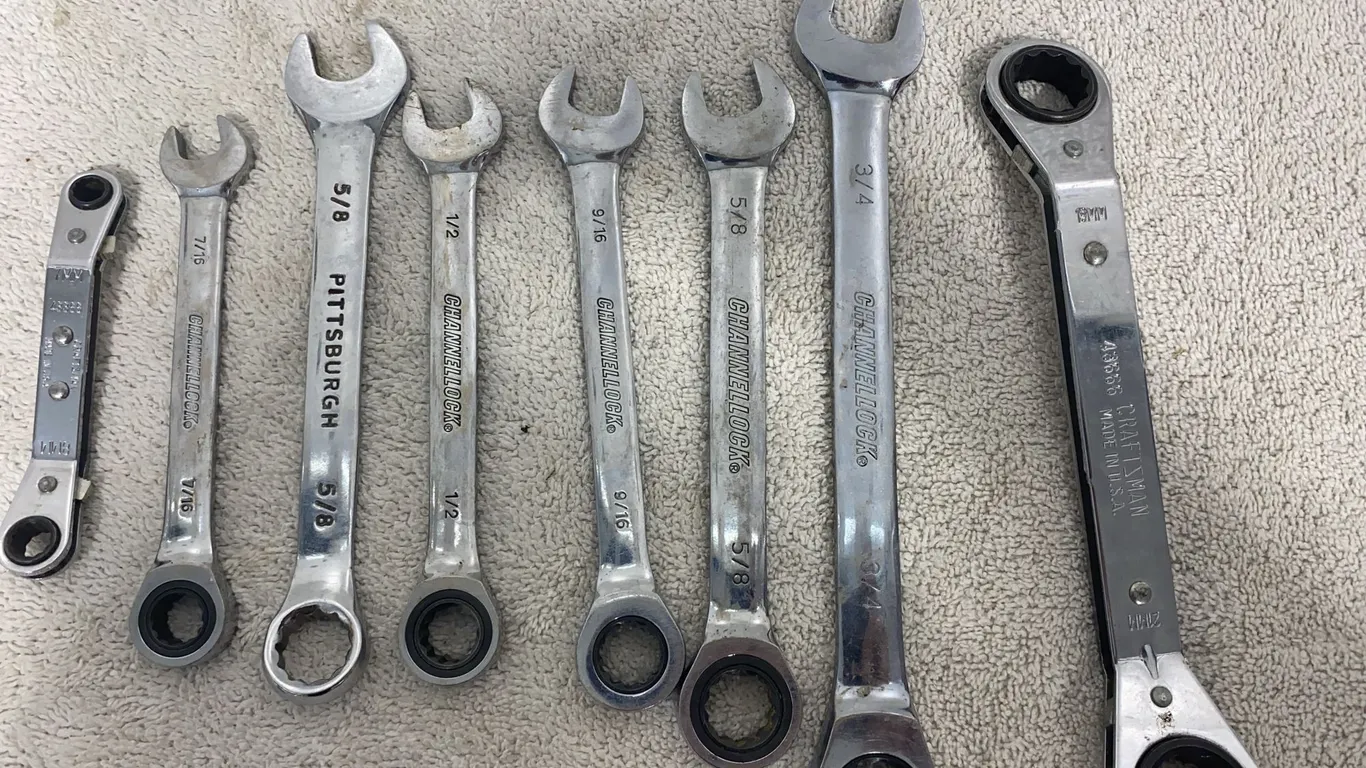 ChannelLock, Pittsburgh & Craftsman Ratcheting Wrenches – 8 Pieces