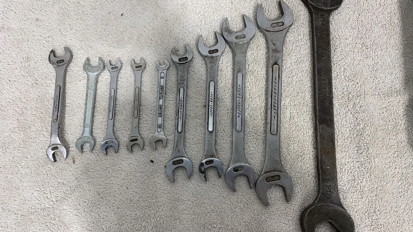 Assorted Open-End Wrenches – 10 Pieces