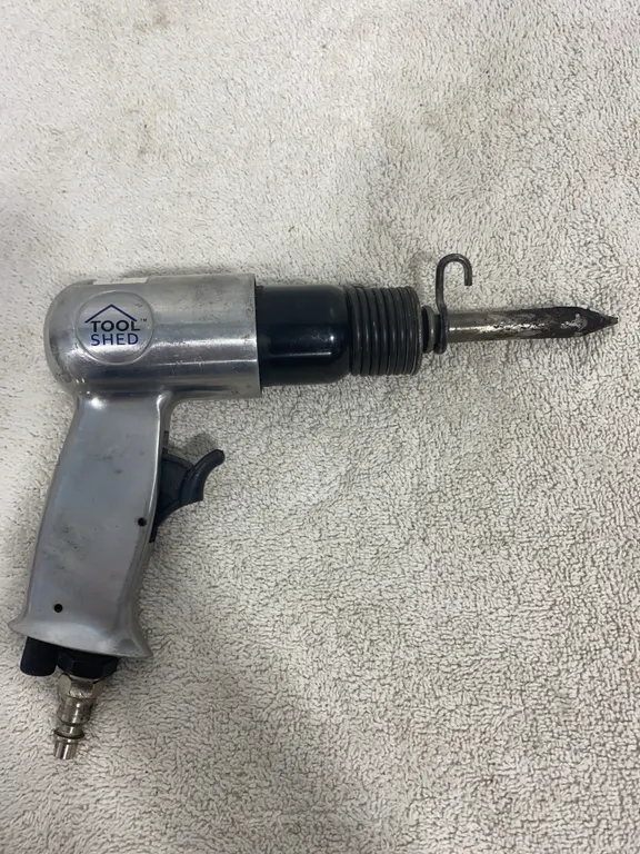 Tool Shed Pneumatic Air Hammer / Air Chisel