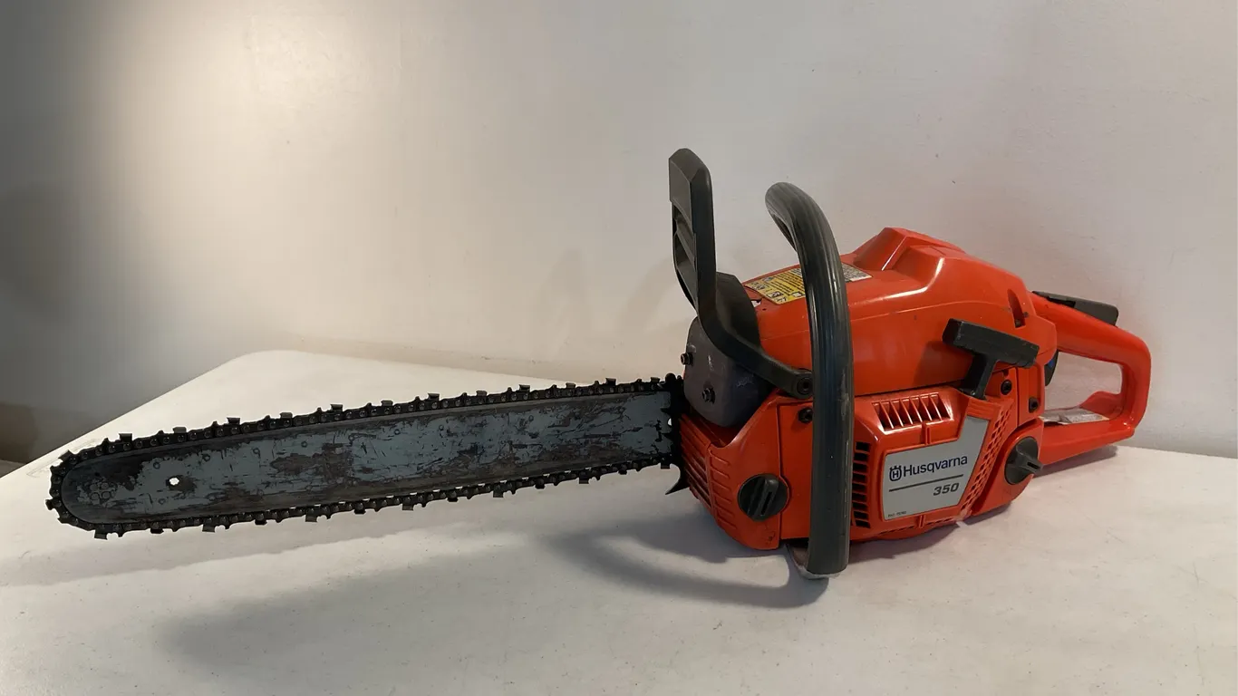 Husqvarna 350 Gas-Powered Chainsaw with 18-Inch Bar