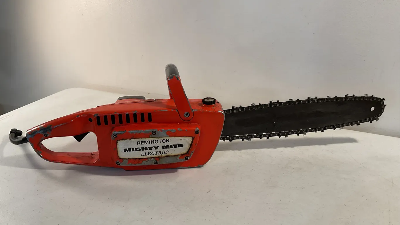 Vintage Remington Mighty Mite Electric Chainsaw
