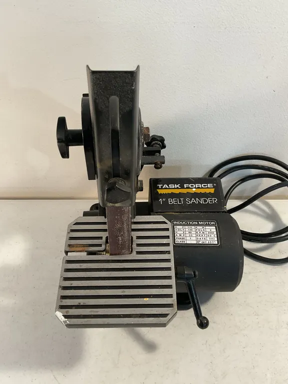 Task Force 1-Inch Benchtop Belt Sander with Induction Motor