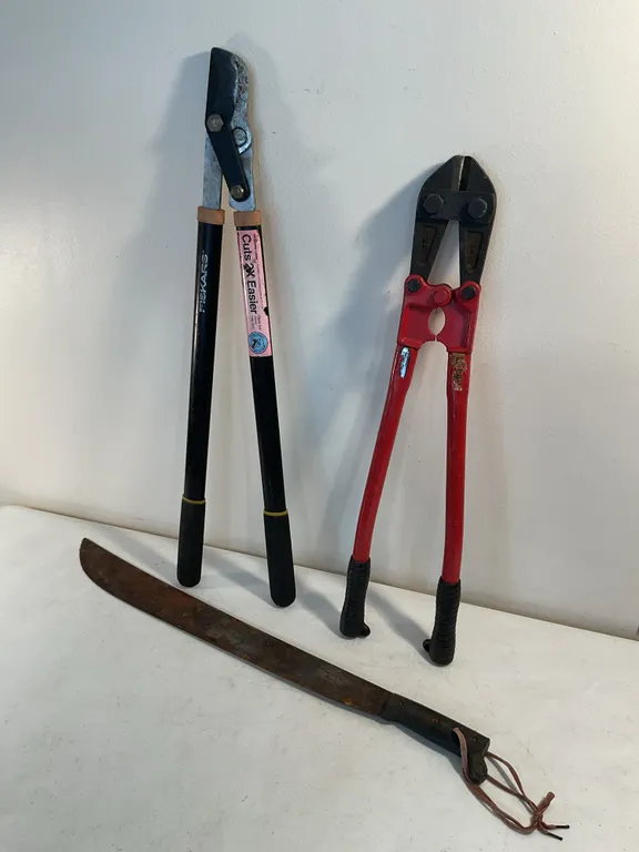 Heavy Duty Bolt Cutters and Machete