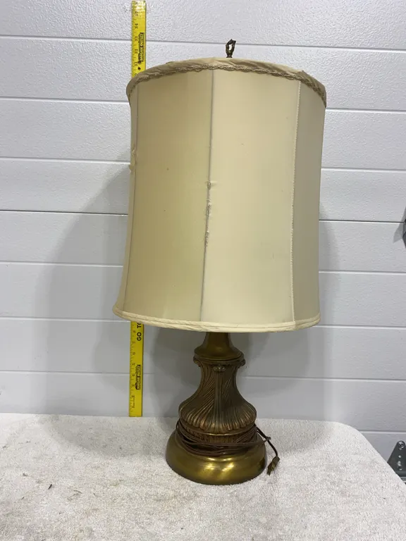 Vintage Mid-Century Fluted Brass / Heavy Metal Table Lamp
