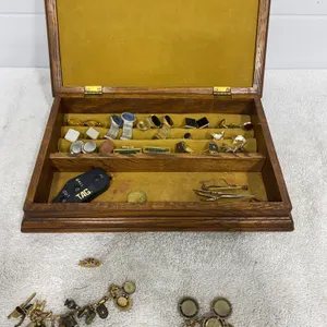Jewelry/ Jewelry box