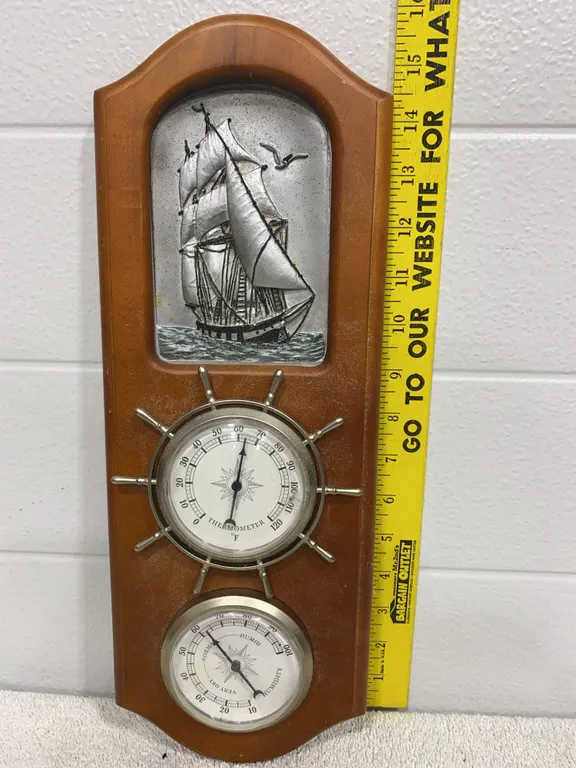 Vintage Nautical Weather Station Wall Plaque (Barometer & Thermometer)