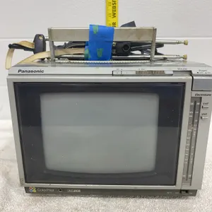 Vintage Panasonic Electrotune / ColorPilot 7" Portable Color CRT TV