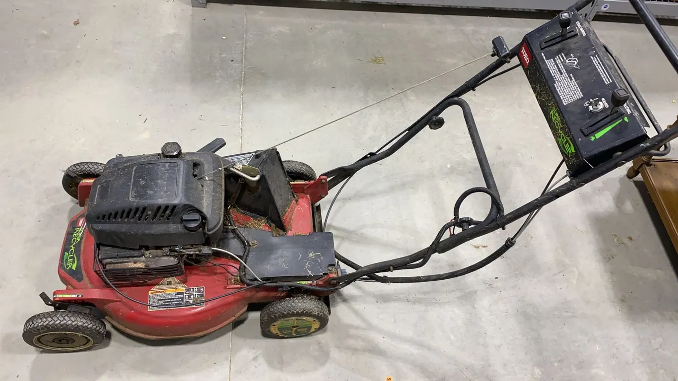 Toro Super Recycler Walk-Behind Lawn Mower