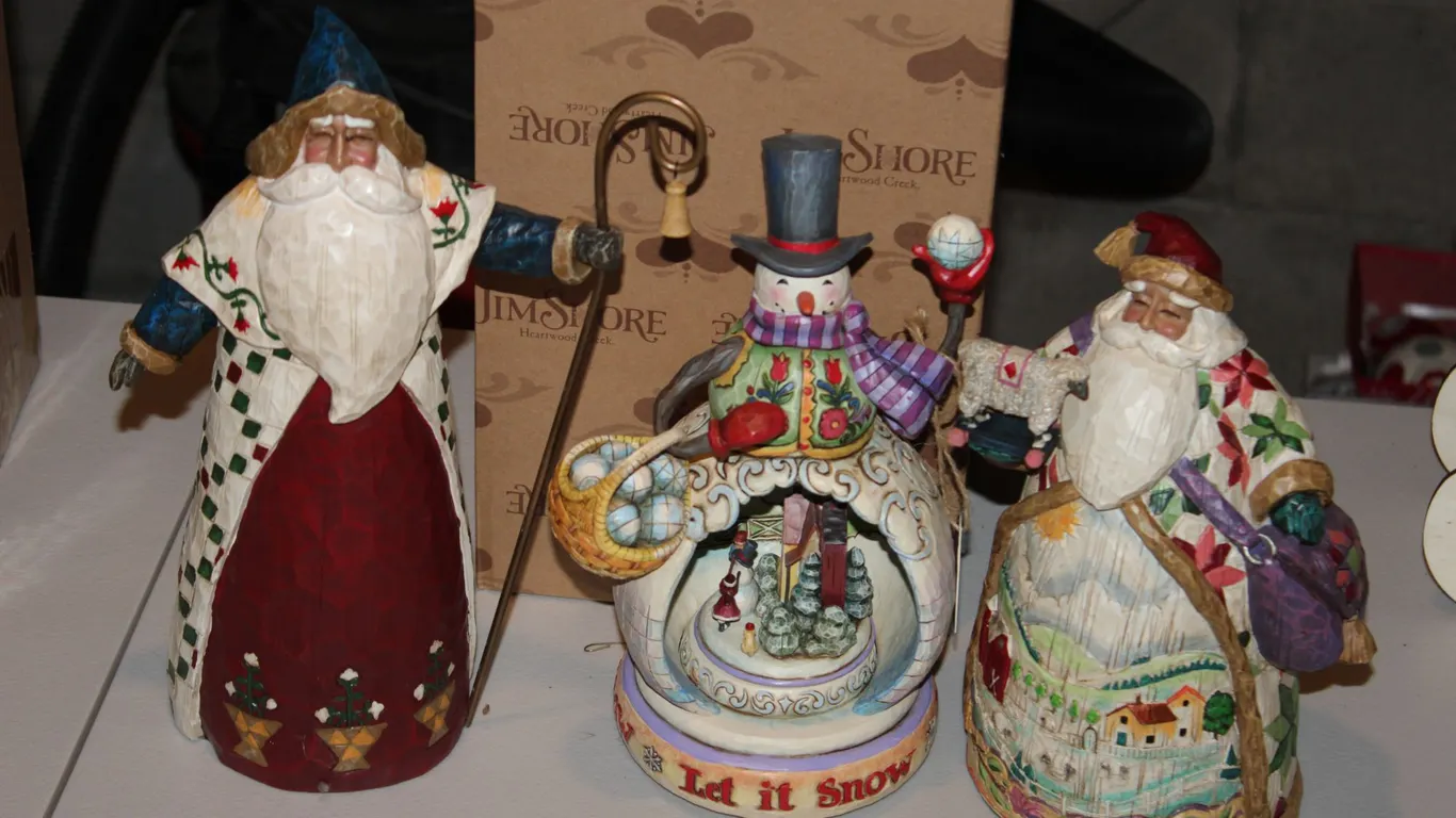 Jim Shore Christmas Figures