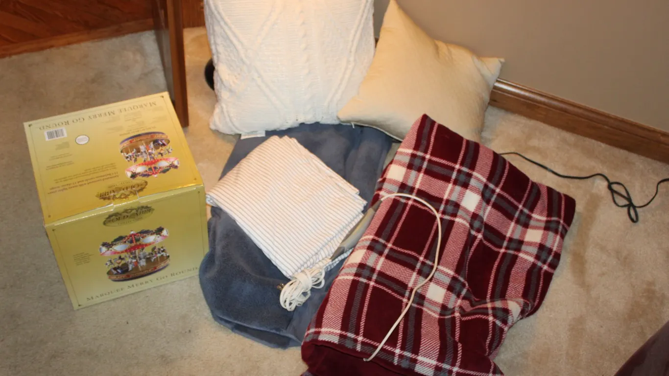 Heated Blankets, Pillows & Carousel