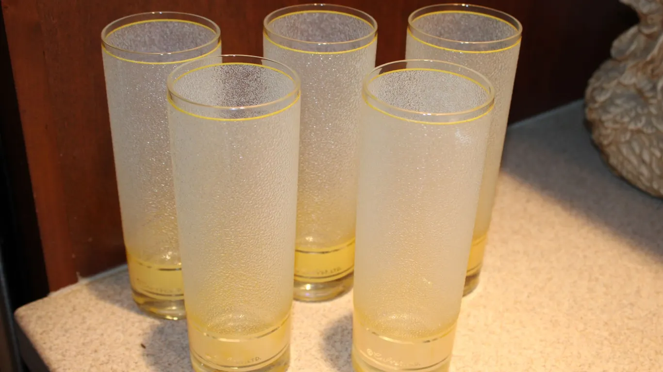 Culver LTD Textured Glass Tumblers