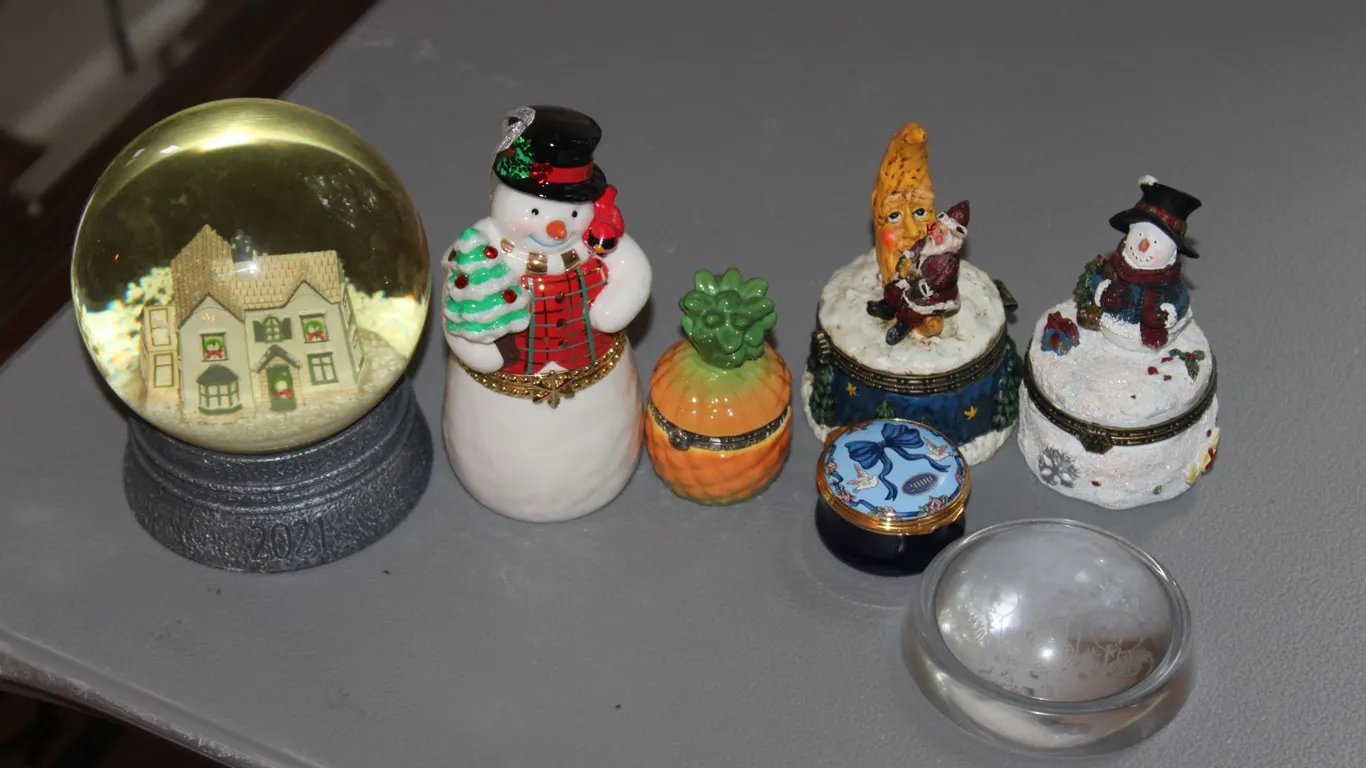 Holiday Trinket Boxes & Snow Globe