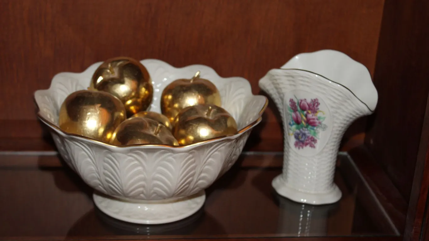 Lenox China & Golden Apples