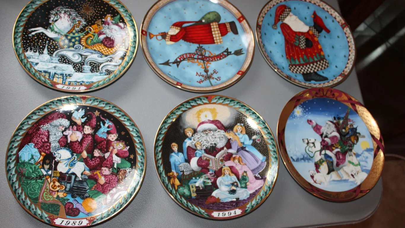 Christmas Collector Plates
