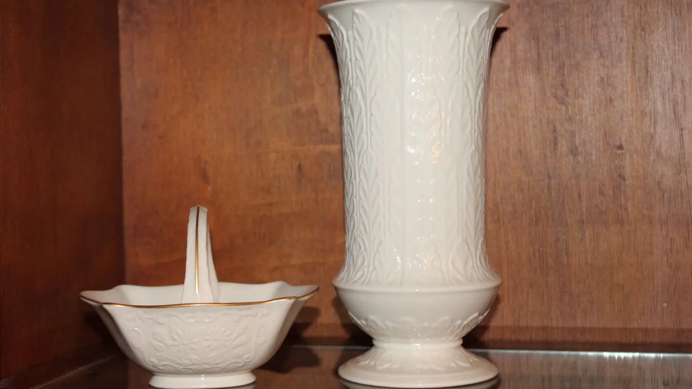 Lenox Vase & Basket