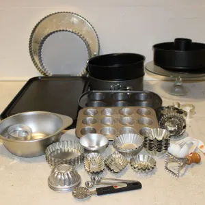 Baking Pans & Tools