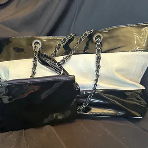 Chic Black & White Oversized Tote – Patent Trim & Chain Handles with Change Purse