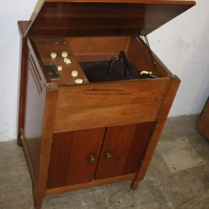 Sewing Machine Cabinet
