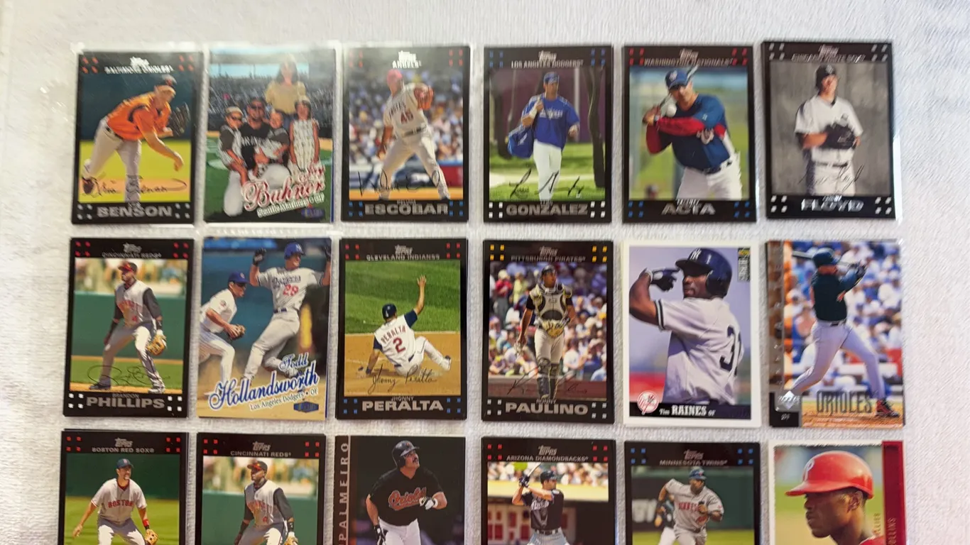 Baseball Cards-Double Sided Sleeve (2 sets) Mixed Lots