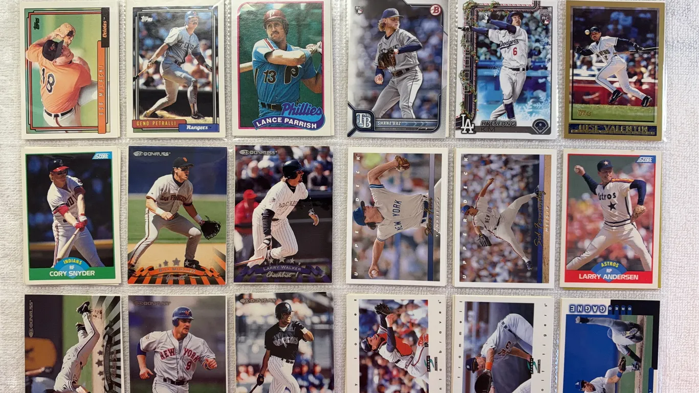 Baseball Cards-Double Sided Sleeve (2 sets) Mixed Lots