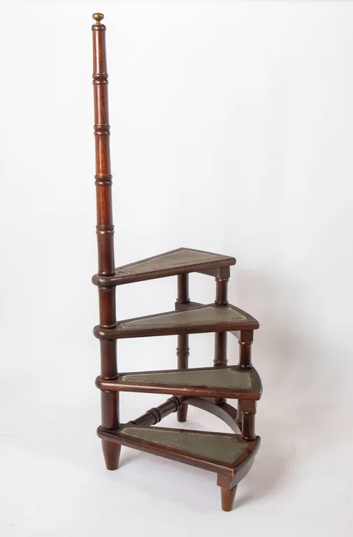MAHOGANY LIBRARY STEPS WITH LEATHER TREADS.