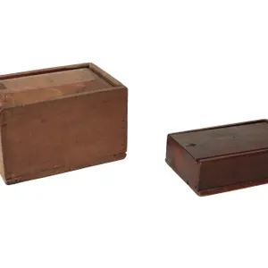 SLIDE-LID SPICE BOX AND SLIDE-LID BOX IN ORIGINAL PAINT.