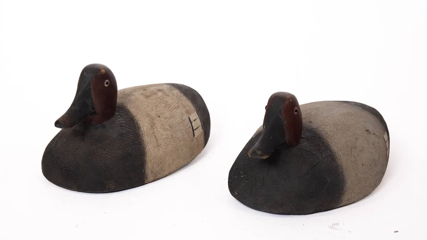 HAND-PAINTED WOODEN DUCK DECOYS.