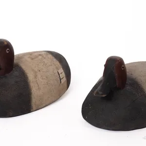 HAND-PAINTED WOODEN DUCK DECOYS.