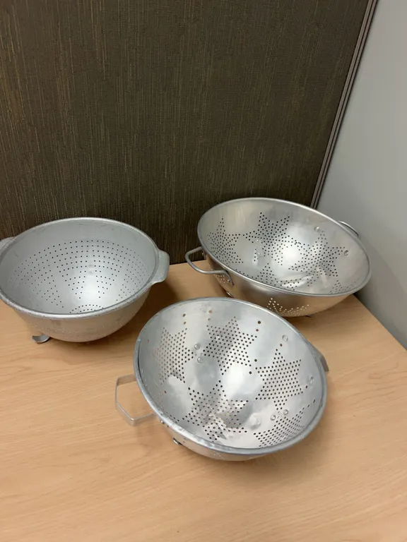 3 Wear-Ever 3123 Aluminum Colanders with Handles