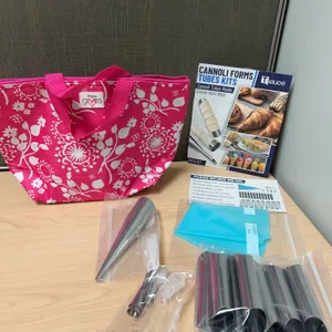 Tuaue Cannoli Forms Kit with Storage Tote and Accessories
