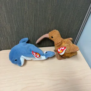 Ty Beanie Babies Echo the Dolphin and Beak the Kiwi