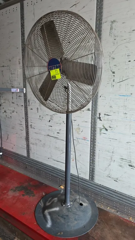 Patton 1010 MP industrial pedestal fan. Features a 3-blade propeller and wire safety cage. S/N: 4503660. Electrical: 120V, 60 Hz, 3.0A, 350W. Mounted