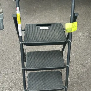 HBTower 3-step folding metal step stool. Features textured anti-slip steps, padded upper hand grip, folding frame construction, and rubber non-slip fe