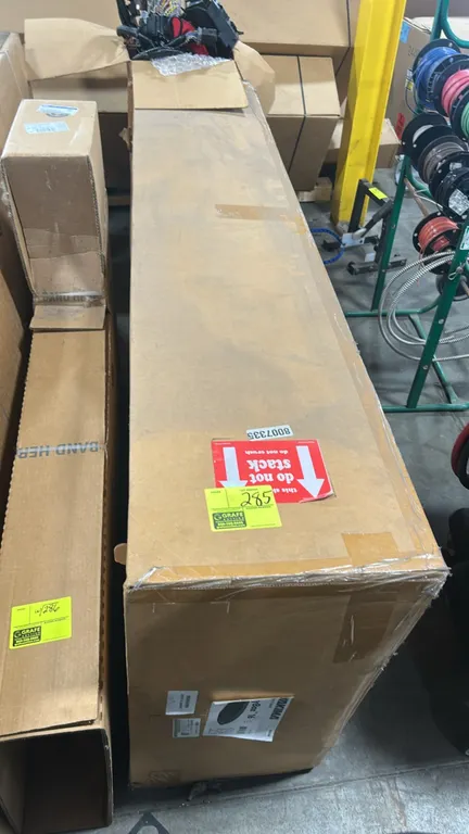 Yakima SkyBox 16 roof cargo box. Genuine Ford Accessories part number VKB3Z-7855100-K, Yakima 8007335. Features 16 cubic feet of enclosed storage capa