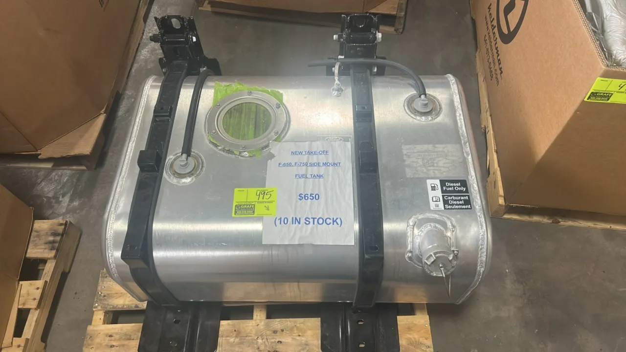 Ford aluminum side-mount diesel fuel tank. Designed for Ford F-650 and F-750 trucks. Features aluminum construction, filler neck with tethered cap, fu