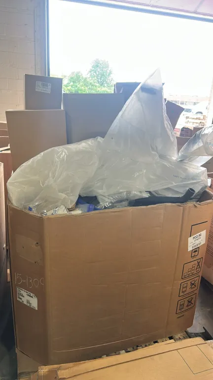 Gaylord lot of assorted genuine Ford OEM automotive parts. Includes Diesel Exhaust Fluid (DEF) injector feed line / expander repair kit (part no. HC3Z