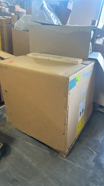 Ford PC3Z-6006-K OEM service engine assembly long block. Designed for 7.3L gas engines. Stored in original shipping carton on a pallet.