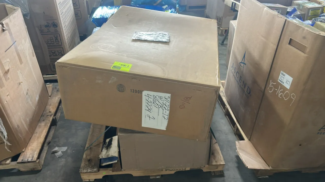Ford OEM automotive parts lot. Includes exhaust pipe (Part No. DC4Z-6N646-A) and 5th wheel / gooseneck hitch prep package bracket kit (Part No. PC3Z-5
