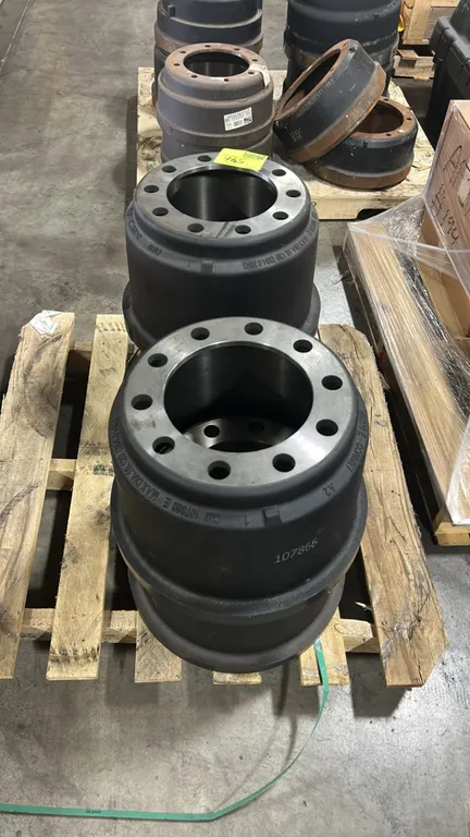 ConMet 107866 heavy-duty vehicle brake drums. Features 10-hole hub-piloted mounting pattern and cast iron construction. Cast markings include CMI 1078