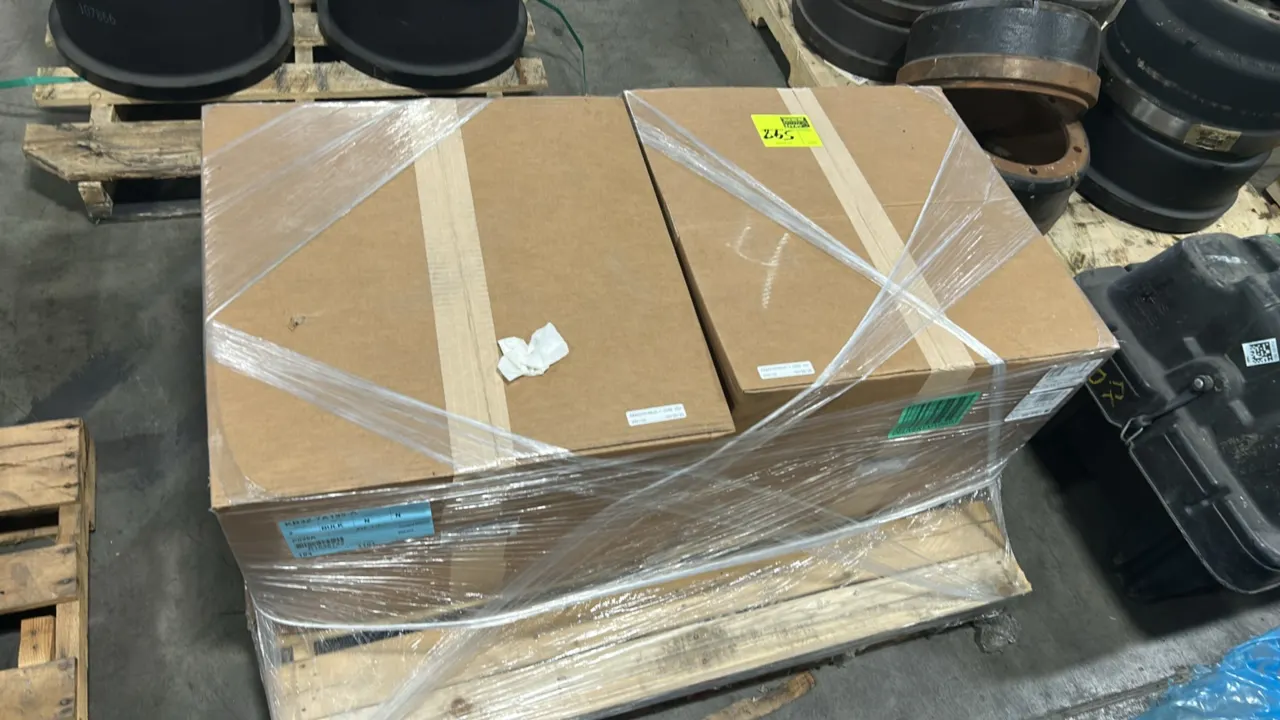 Ford KB3Z-7A195-A OEM transfer case assembly. Genuine OEM component. New in factory packaging, palletized and shrink-wrapped.