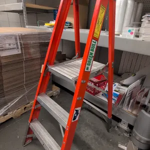 2008 Green Bull 205203 fiberglass platform ladder. Features Type IAA 375 lb special duty rating, slip-resistant aluminum steps, and aluminum standing 