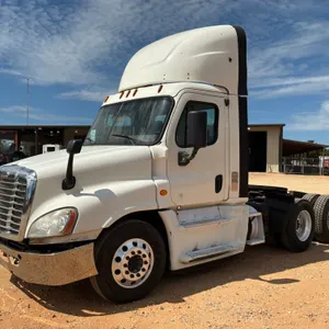 2015 FREIGHTLINER CASCADIA CA125 TANDEM AXLE DAY CAB TRUCK TRACTOR VIN: 1FUJGEDV3FLGF0636