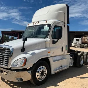 2015 FREIGHTLINER CASCADIA CA125 TANDEM AXLE DAY CAB TRUCK TRACTOR VIN: 1FUJGEDV5FLGC8430